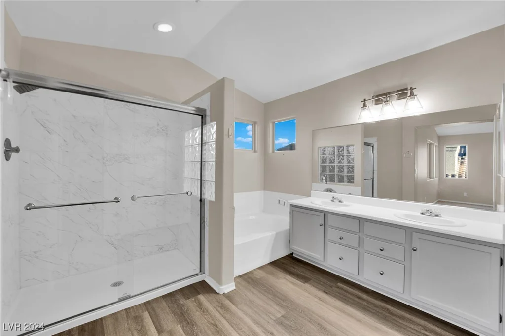 5200 White Coyote, Las Vegas, NV 89130