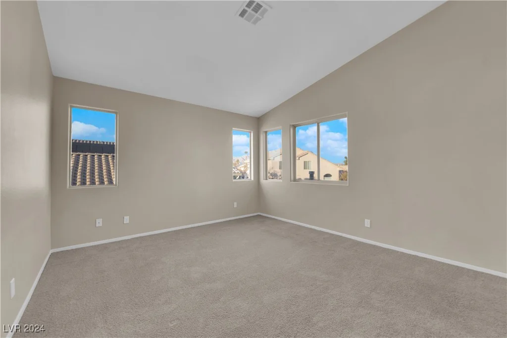 5200 White Coyote, Las Vegas, NV 89130