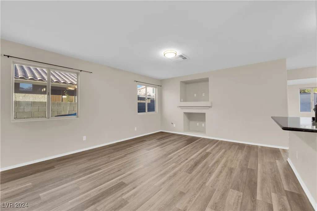 5200 White Coyote, Las Vegas, NV 89130