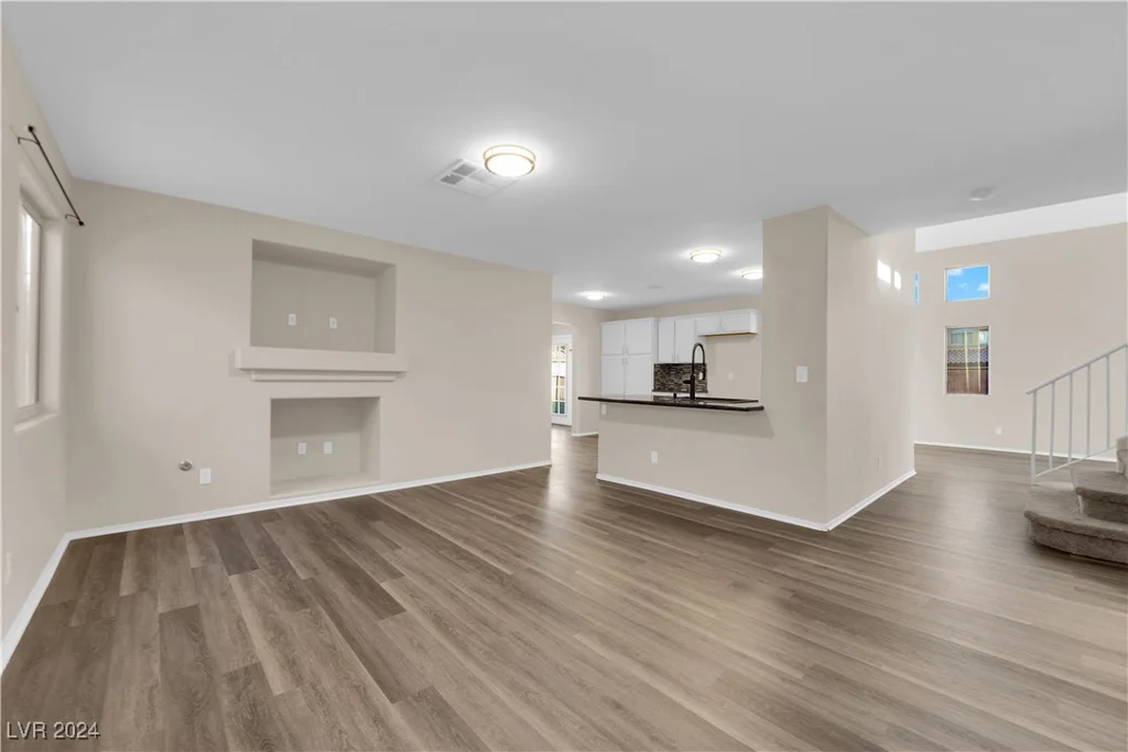 5200 White Coyote, Las Vegas, NV 89130