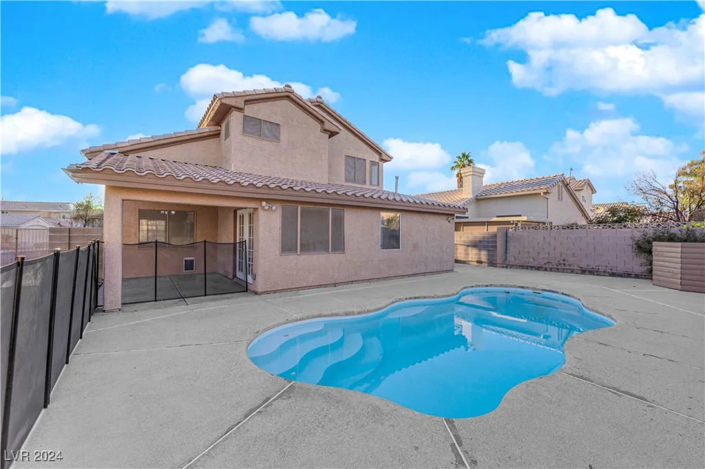 5200 White Coyote, Las Vegas, NV 89130