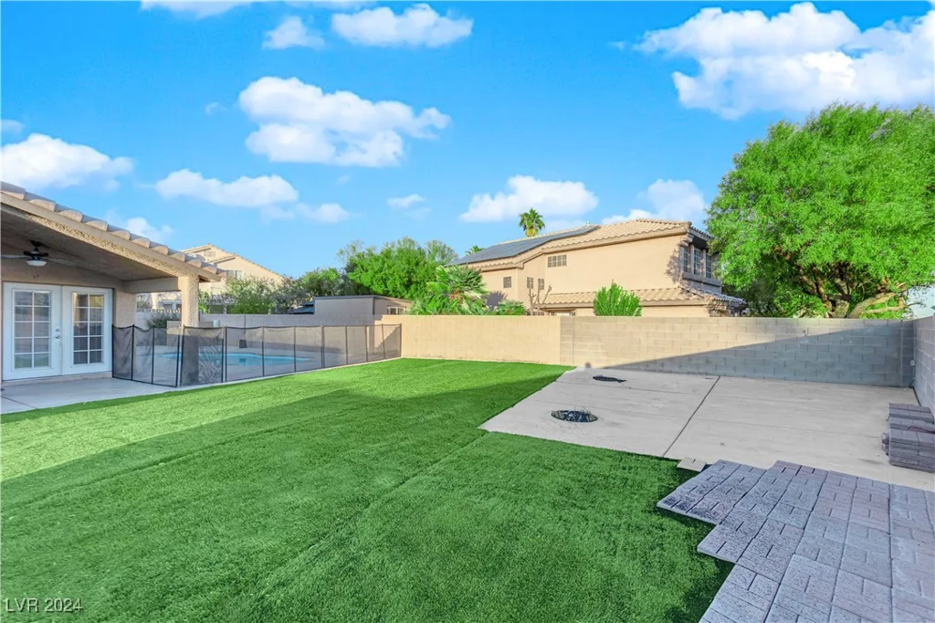 5200 White Coyote, Las Vegas, NV 89130