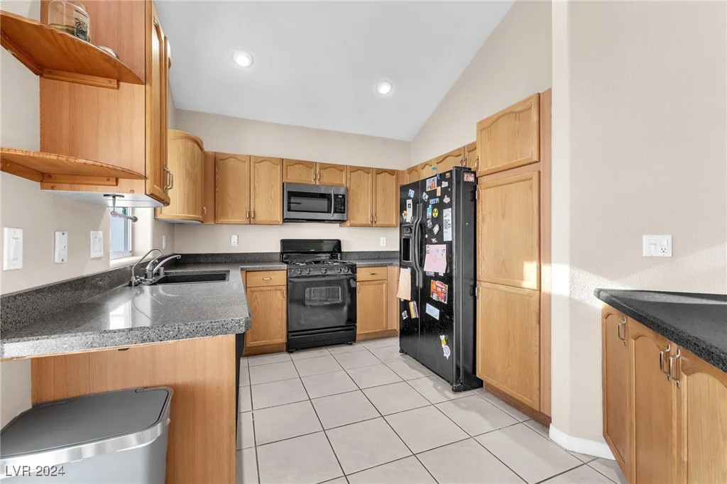 7741 Falconwing, Las Vegas, NV 89131