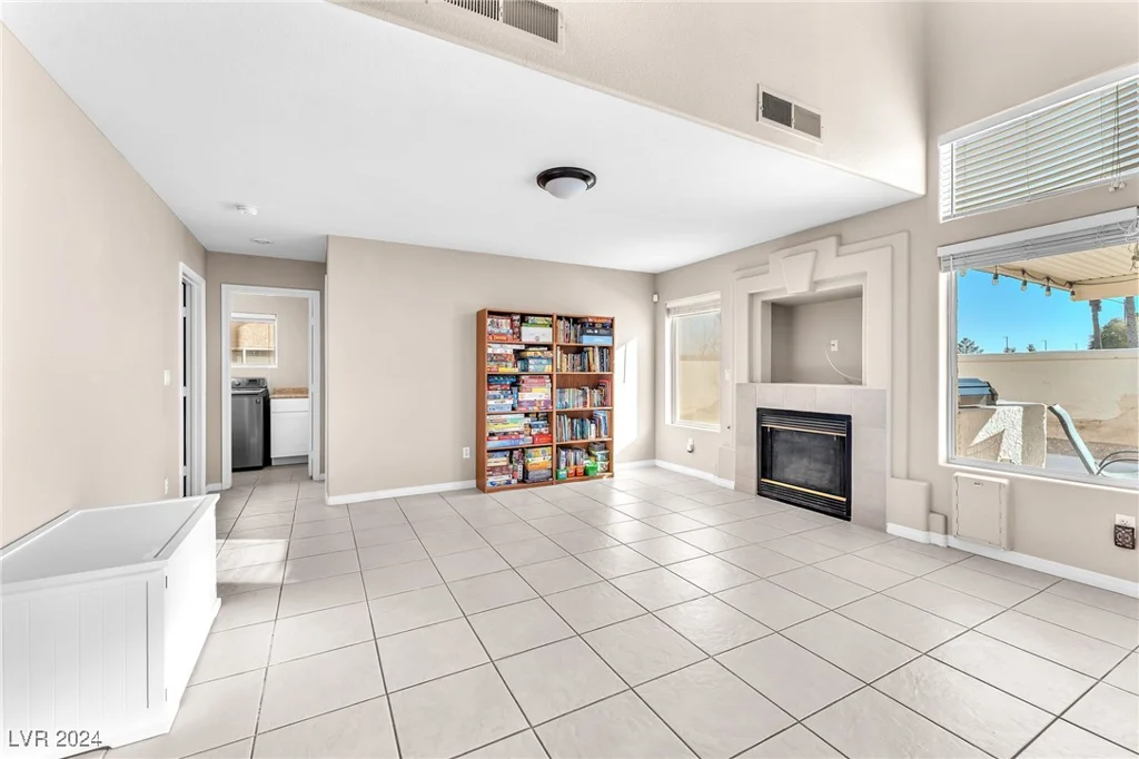 7741 Falconwing, Las Vegas, NV 89131