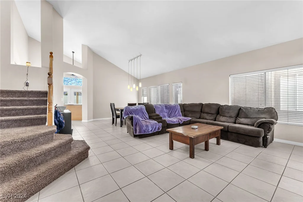 7741 Falconwing, Las Vegas, NV 89131