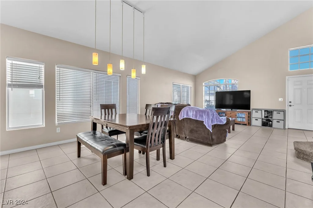 7741 Falconwing, Las Vegas, NV 89131