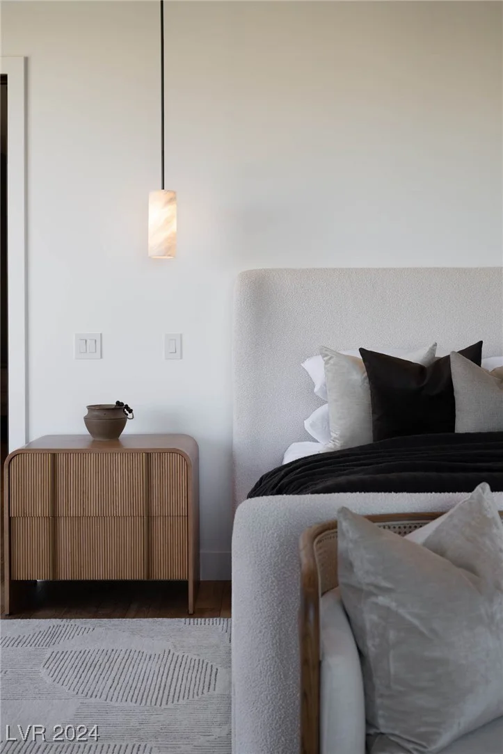 6860 MILOS, Las Vegas, NV 89118