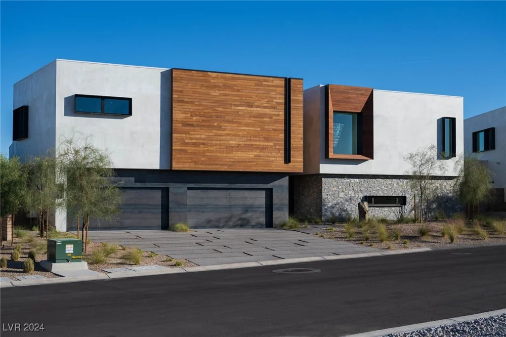 6860 MILOS, Las Vegas, NV 89118
