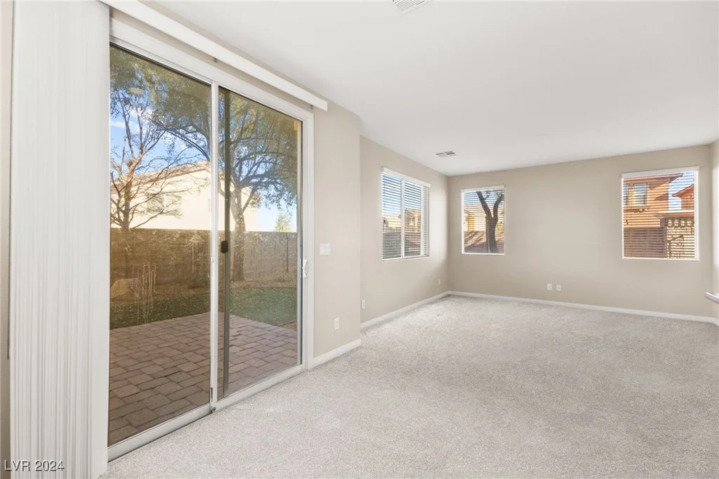 284 Trailing Putt, Las Vegas, NV 89148