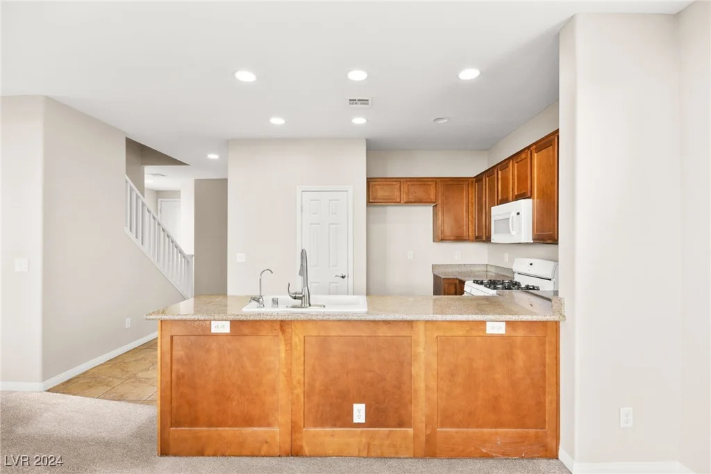284 Trailing Putt, Las Vegas, NV 89148