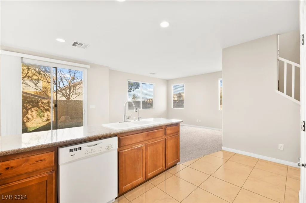 284 Trailing Putt, Las Vegas, NV 89148