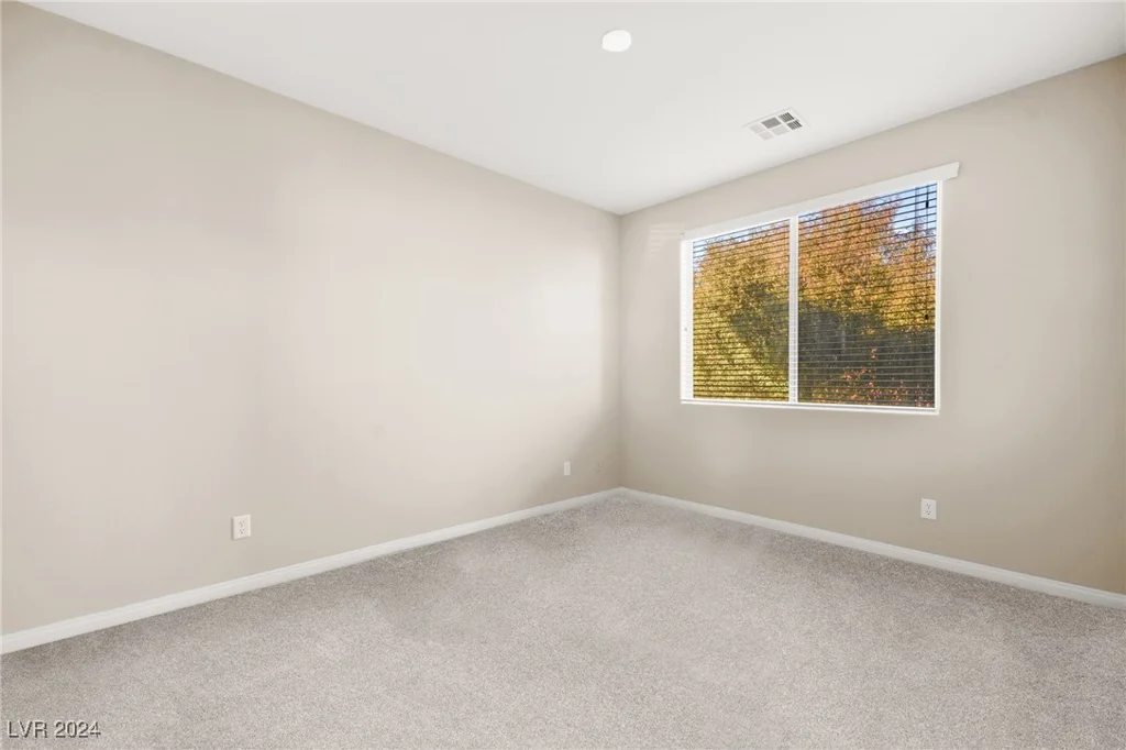 284 Trailing Putt, Las Vegas, NV 89148