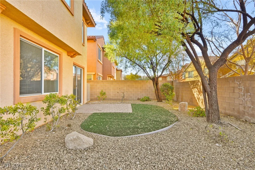 284 Trailing Putt, Las Vegas, NV 89148