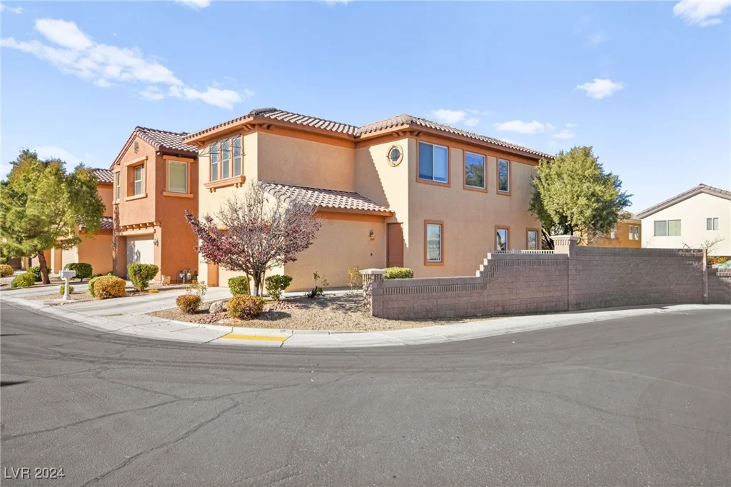 284 Trailing Putt, Las Vegas, NV 89148