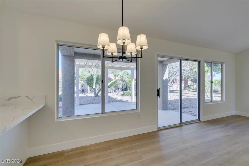 8916 Desert Mound, Las Vegas, NV 89134