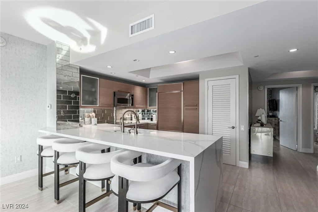 222 Karen, Las Vegas, NV 89109