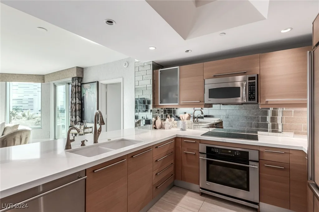 222 Karen, Las Vegas, NV 89109
