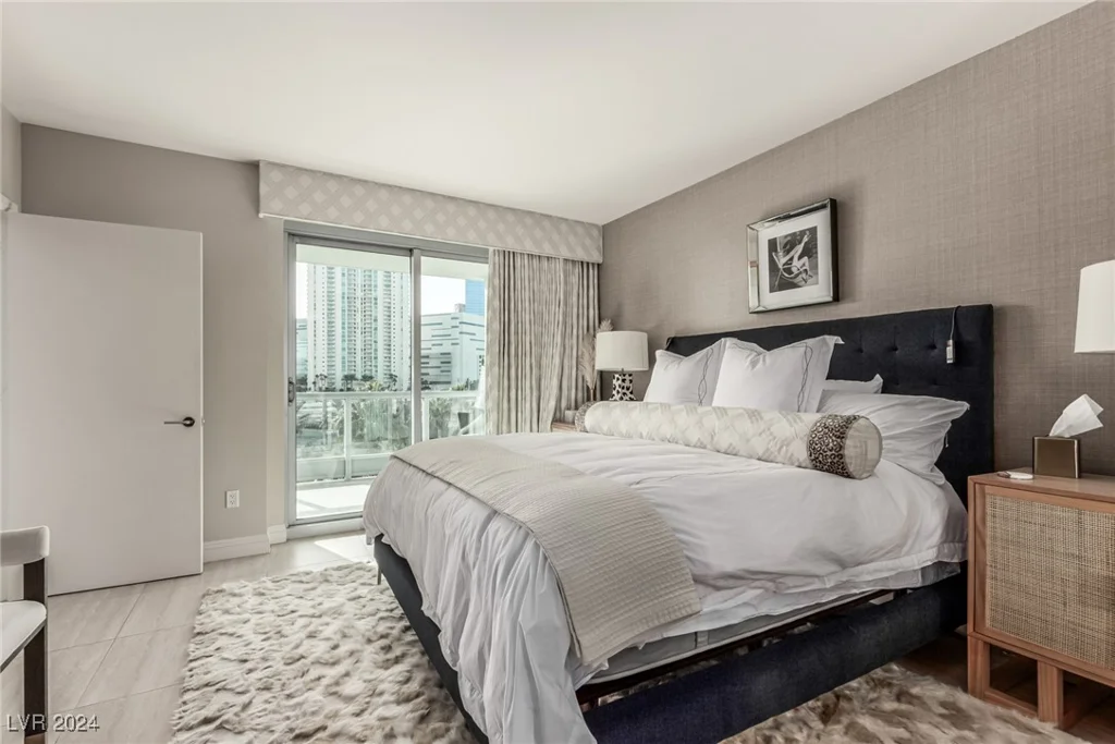 222 Karen, Las Vegas, NV 89109