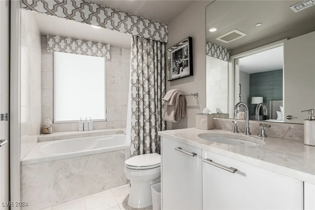 222 Karen, Las Vegas, NV 89109