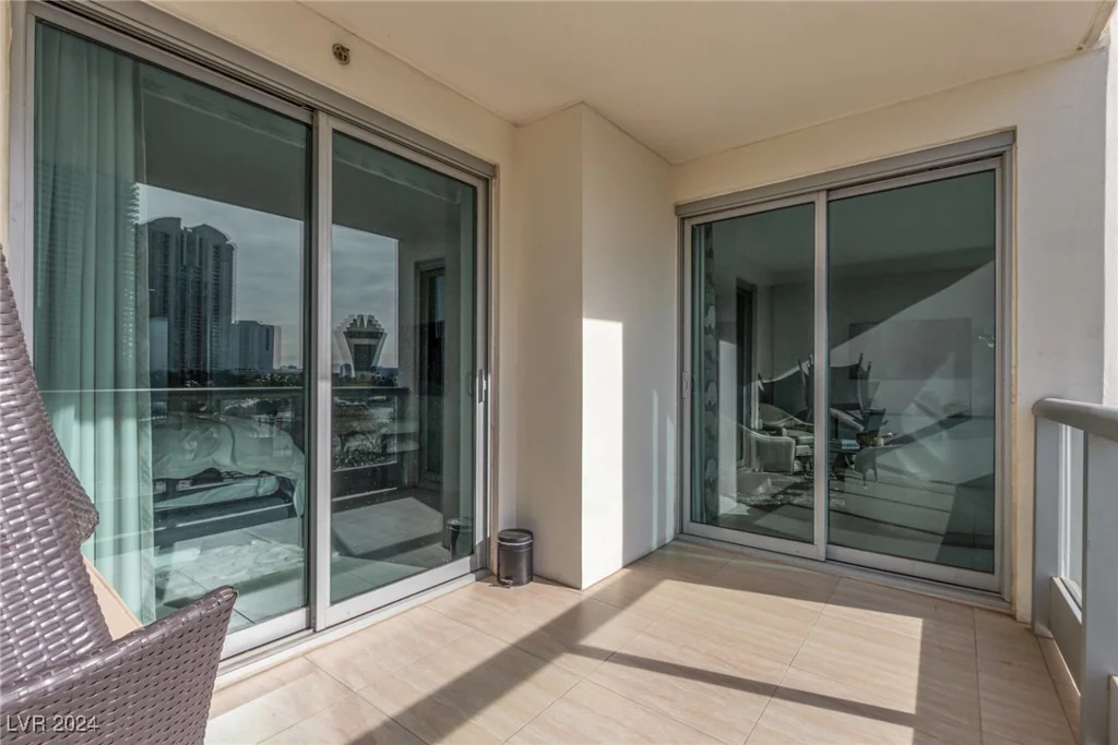 222 Karen, Las Vegas, NV 89109