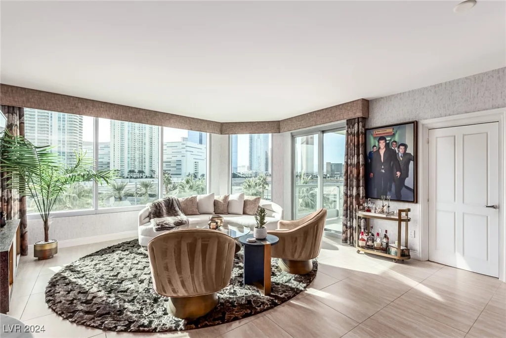 222 Karen, Las Vegas, NV 89109