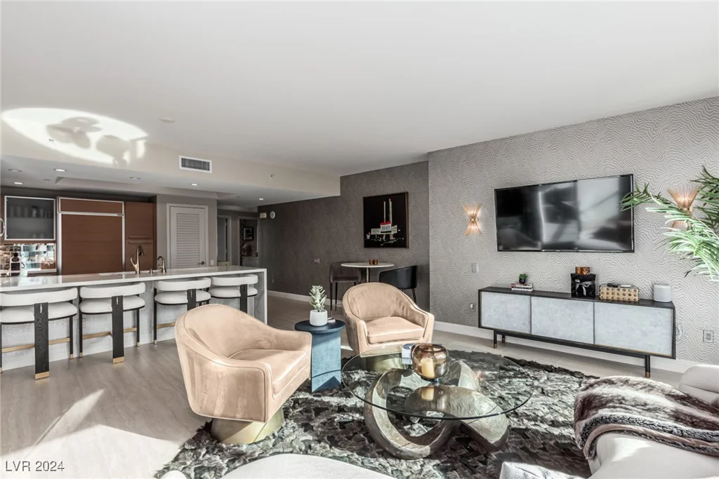 222 Karen, Las Vegas, NV 89109