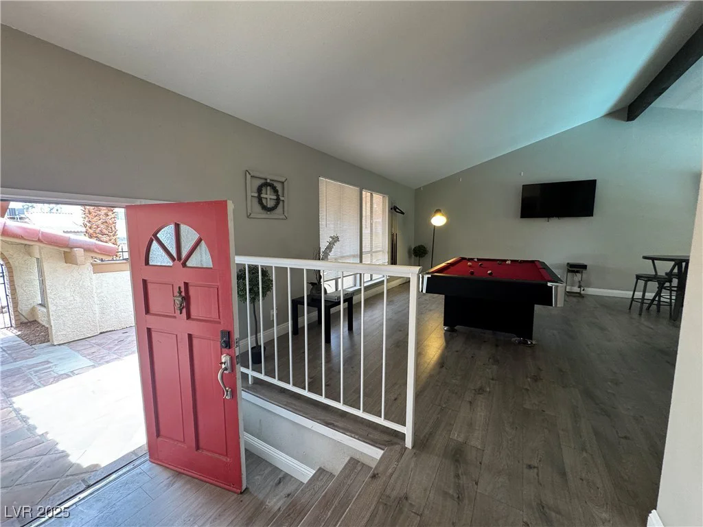 5882 Viking, Las Vegas, NV 89103