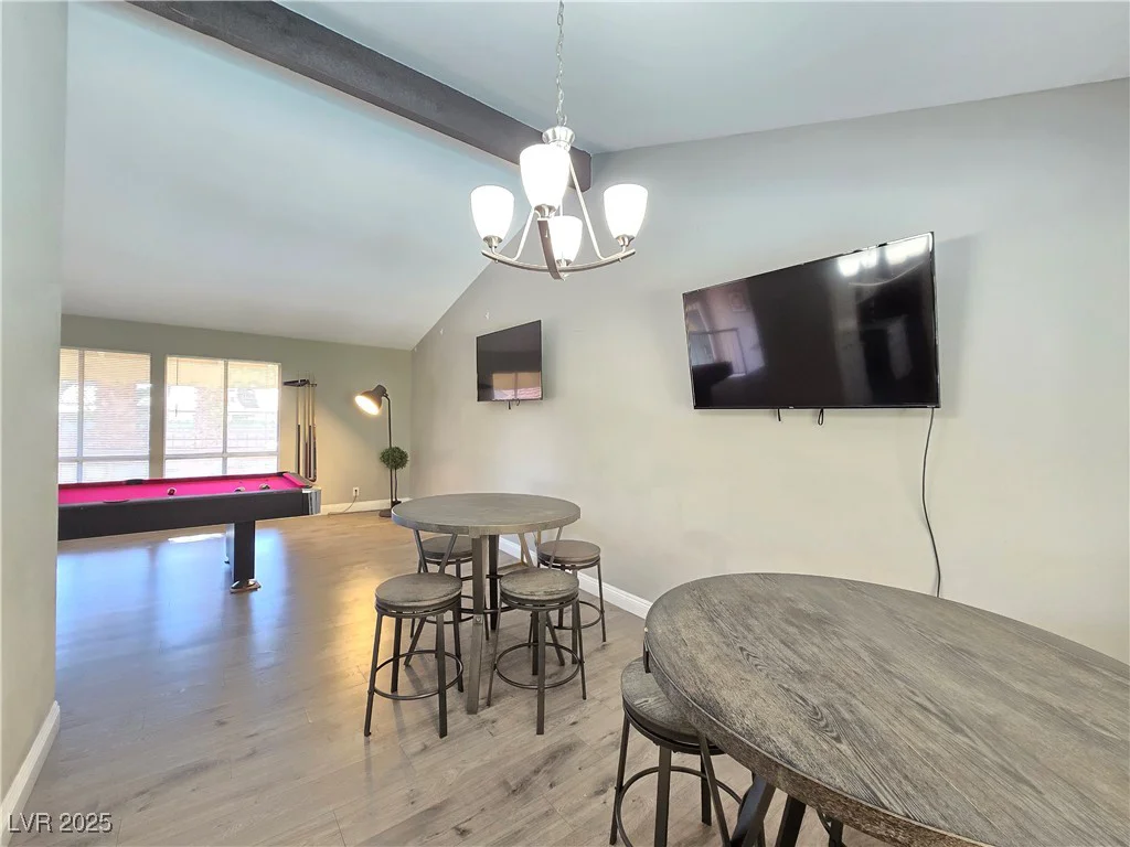 5882 Viking, Las Vegas, NV 89103