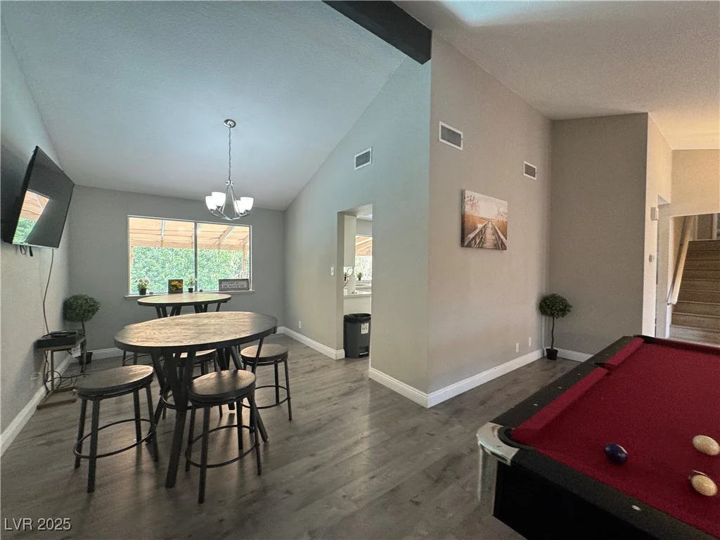 5882 Viking, Las Vegas, NV 89103