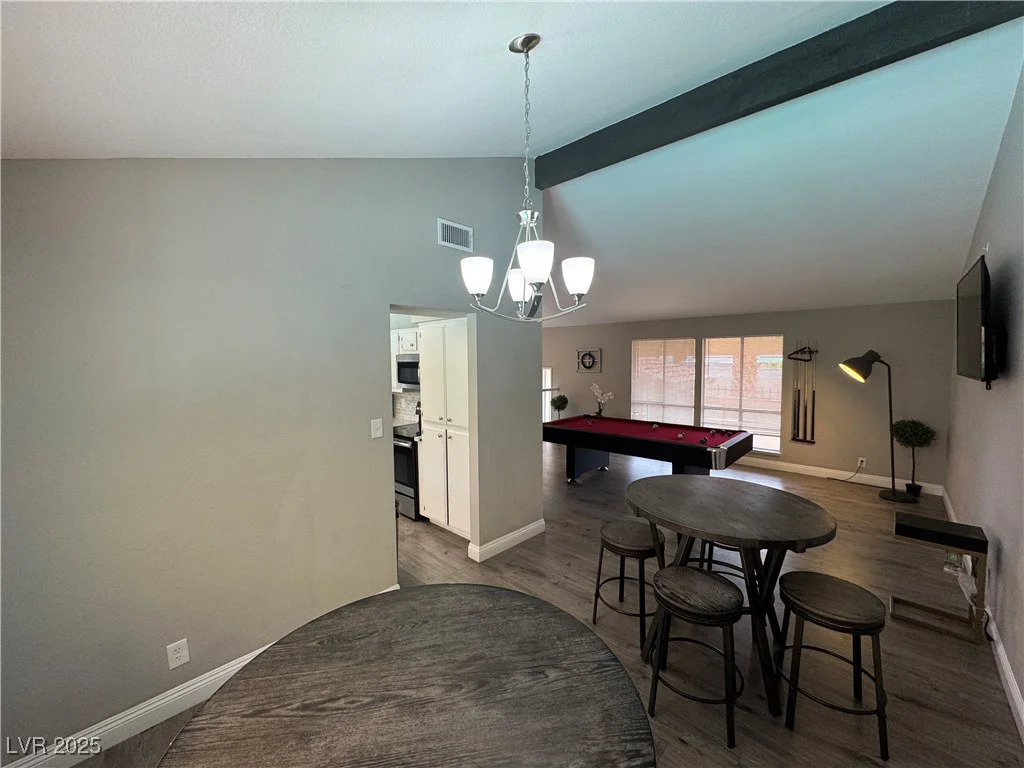 5882 Viking, Las Vegas, NV 89103