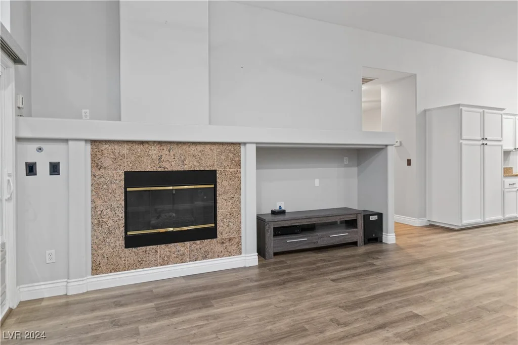 4332 Val Dechiana, Las Vegas, NV 89141