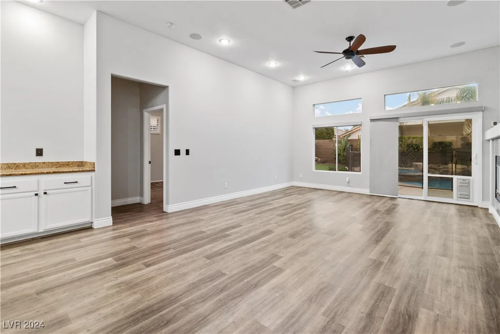 4332 Val Dechiana, Las Vegas, NV 89141