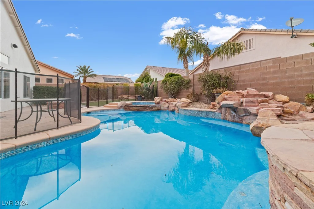 4332 Val Dechiana, Las Vegas, NV 89141