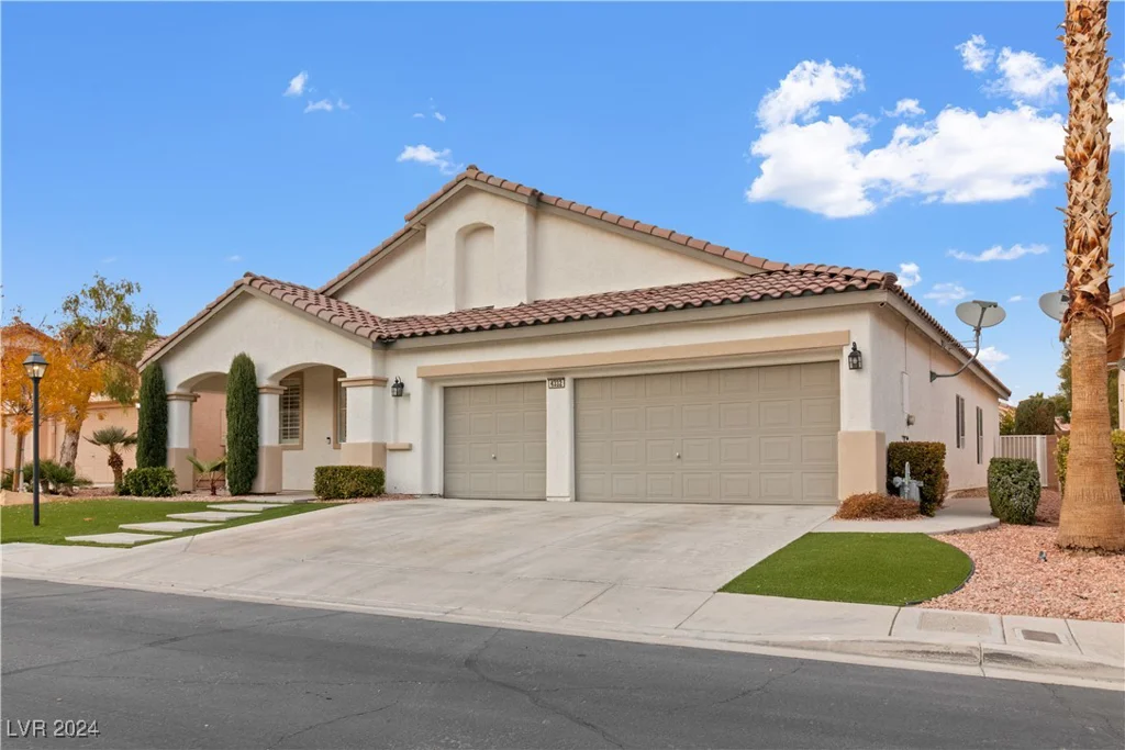 4332 Val Dechiana, Las Vegas, NV 89141