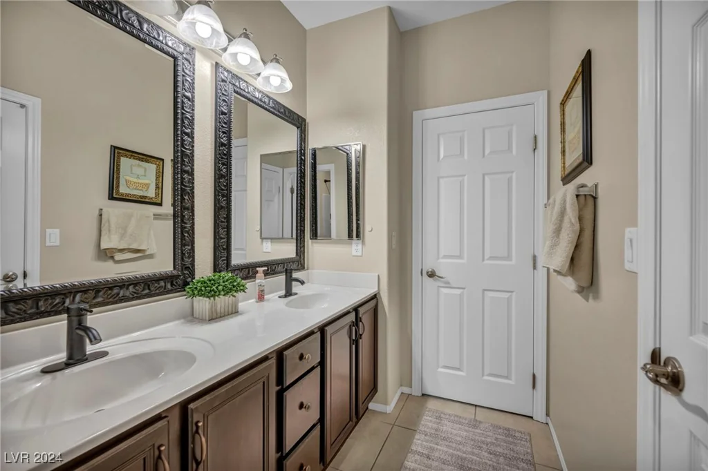 11372 Corsica Mist, Las Vegas, NV 89135