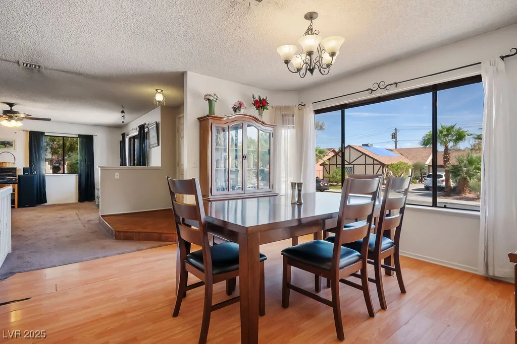 3609 Woodglen, Las Vegas, NV 89108