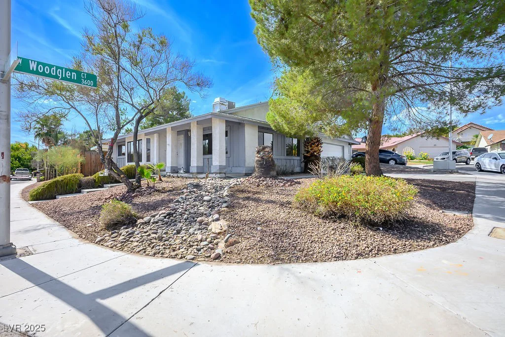 3609 Woodglen, Las Vegas, NV 89108