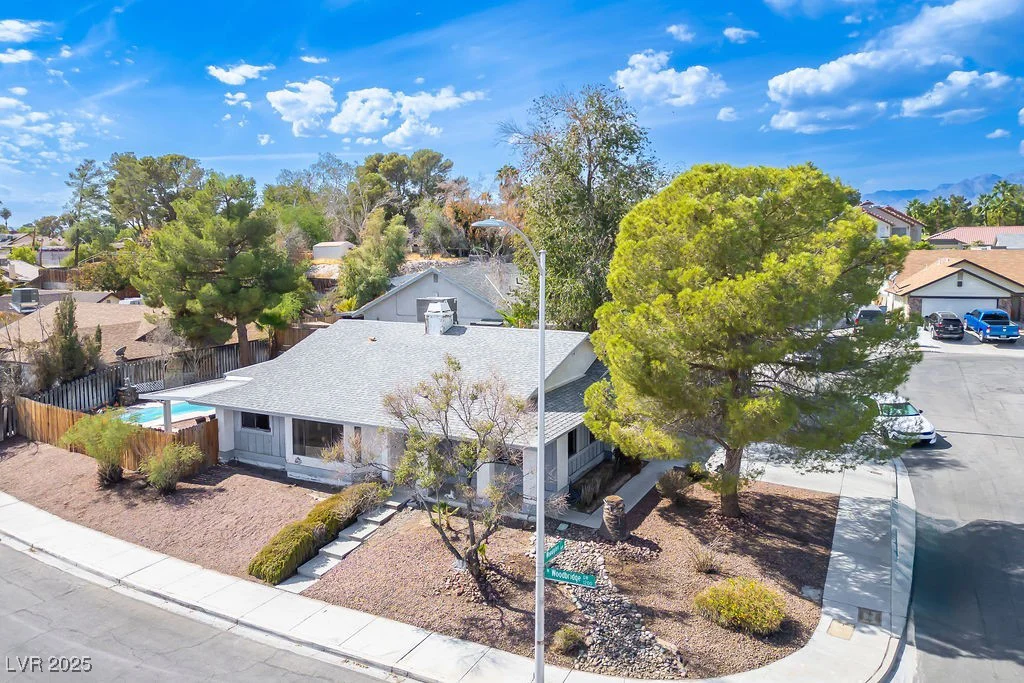 3609 Woodglen, Las Vegas, NV 89108