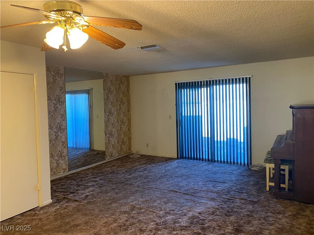 427 Barrett, Henderson, NV 89011