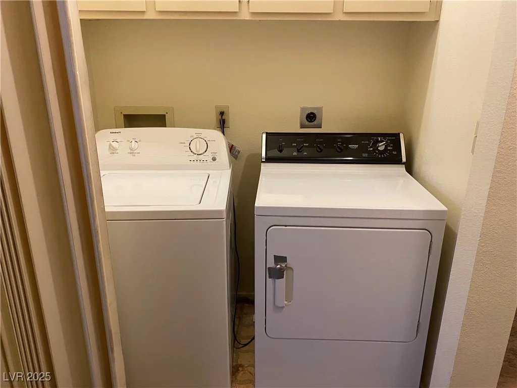 427 Barrett, Henderson, NV 89011