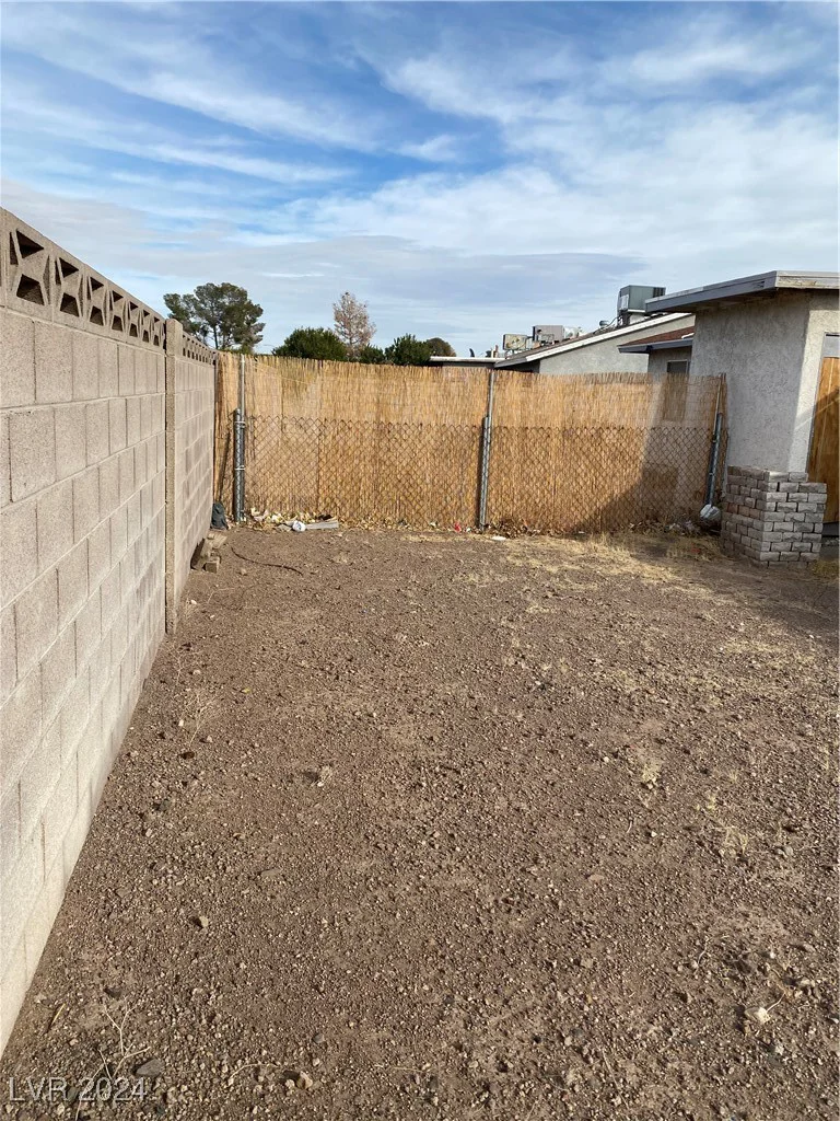 427 Barrett, Henderson, NV 89011