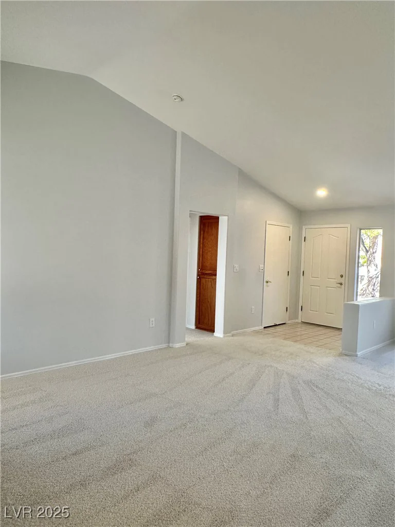11037 Hawk Valley, Las Vegas, NV 89134