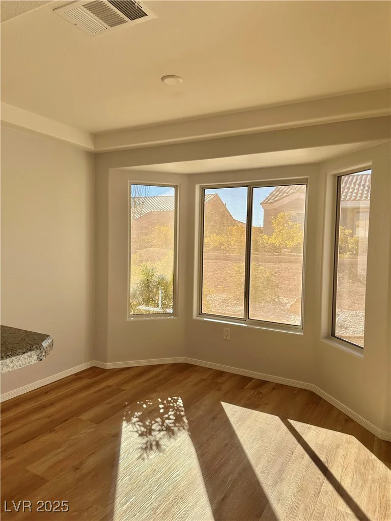 11037 Hawk Valley, Las Vegas, NV 89134