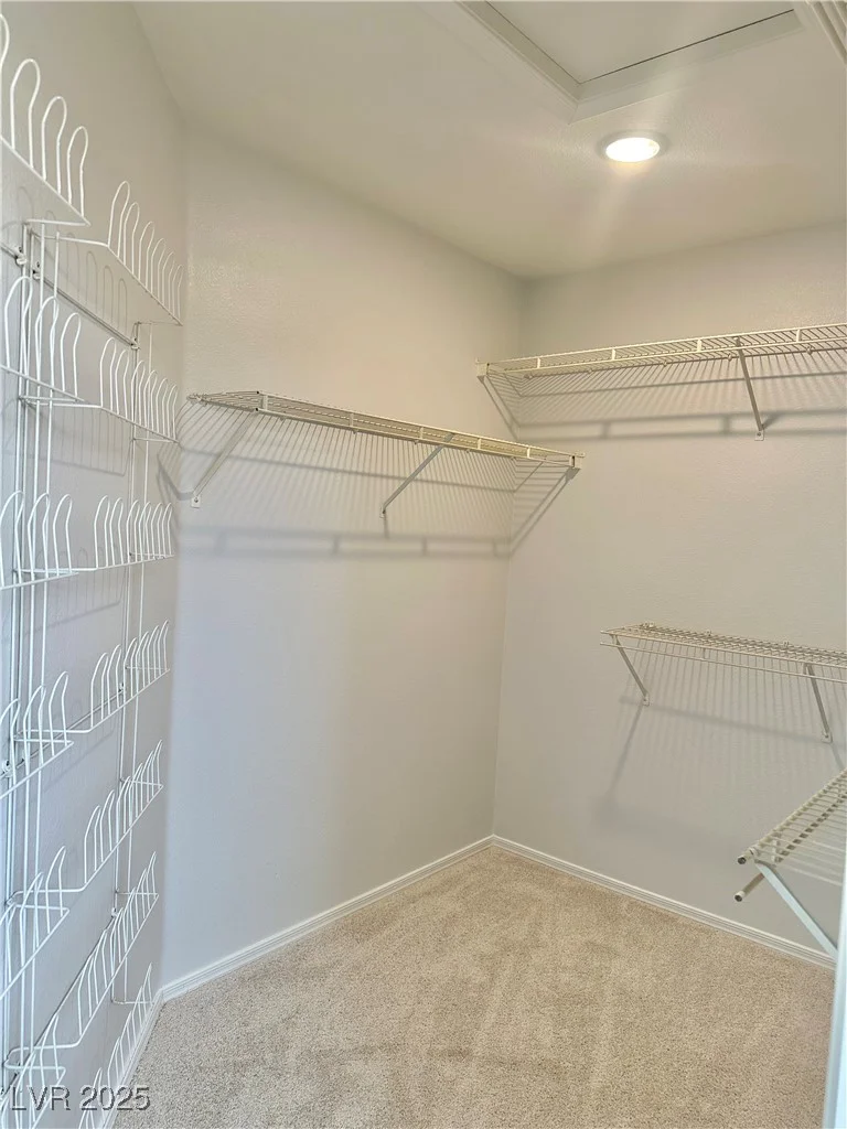 11037 Hawk Valley, Las Vegas, NV 89134