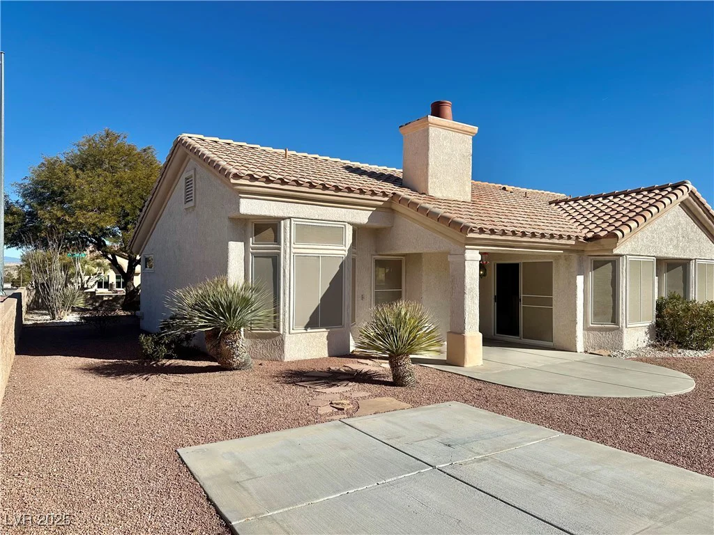 11037 Hawk Valley, Las Vegas, NV 89134