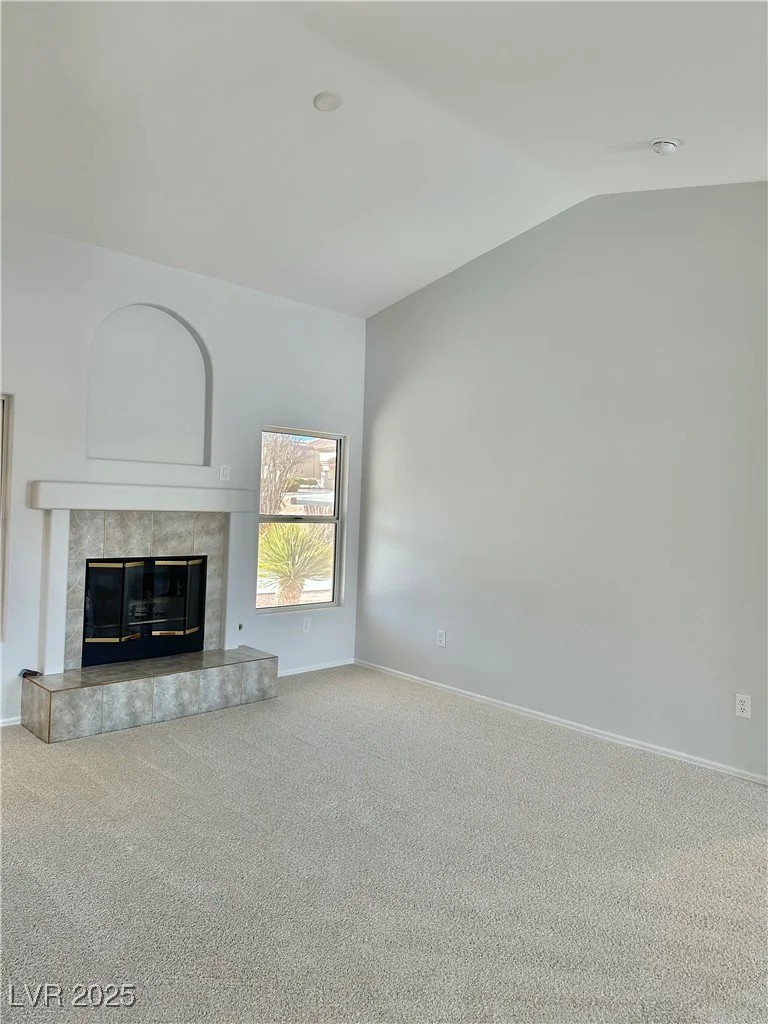 11037 Hawk Valley, Las Vegas, NV 89134