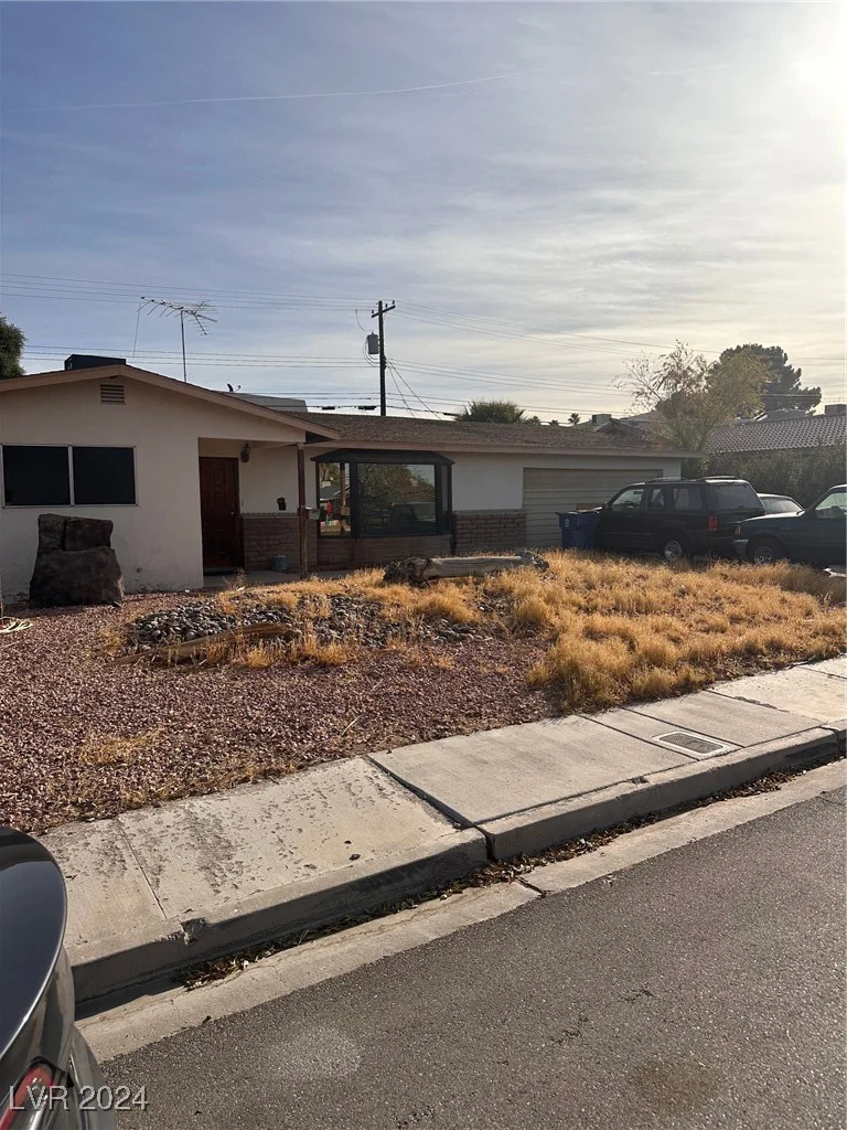 3386 El Camino Real, Las Vegas, NV 89121