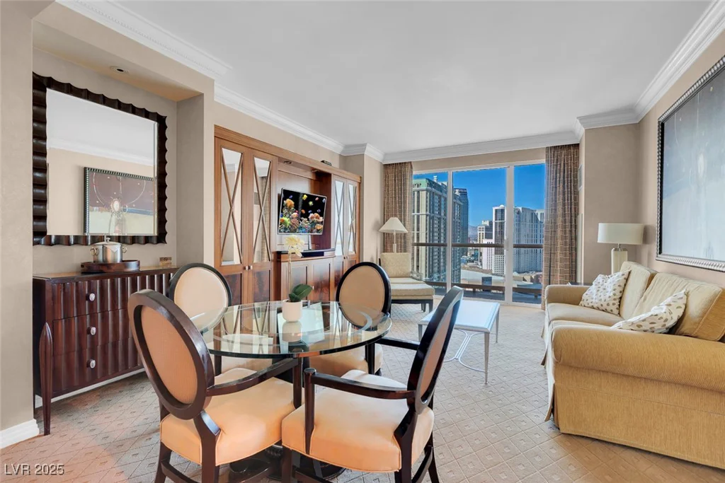 145 Harmon, Las Vegas, NV 89109