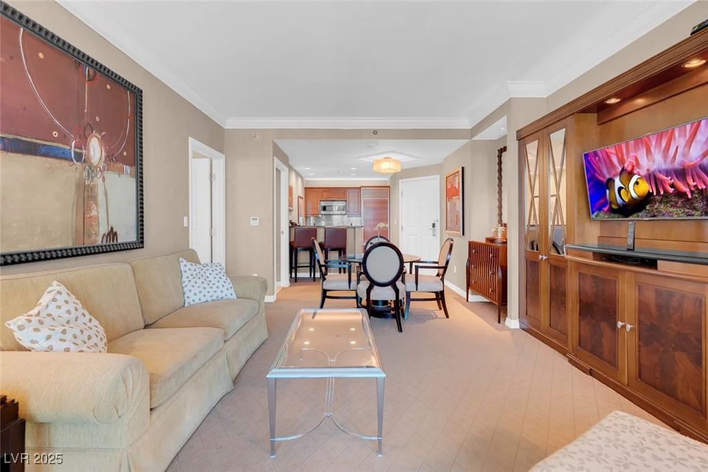 145 Harmon, Las Vegas, NV 89109