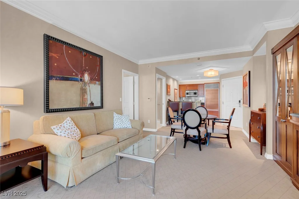 145 Harmon, Las Vegas, NV 89109